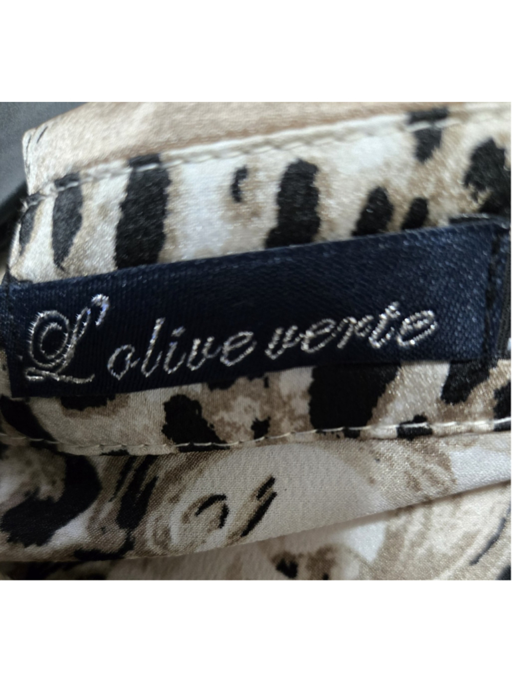 Womens L'olive verte Barique Leopard Size Large Beige Black Animal Print Blouse